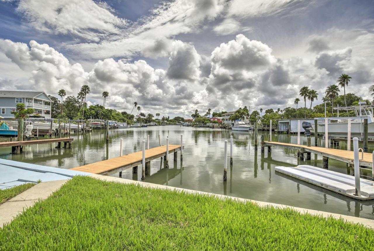 Bayside Pad With Pool Access And Dock Half Mi To Beach Clearwater Beach Eksteriør bilde