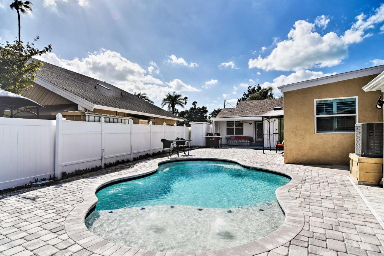 Bayside Pad With Pool Access And Dock Half Mi To Beach Clearwater Beach Eksteriør bilde